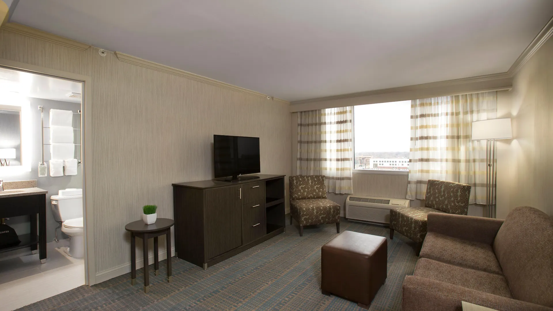 Otel Holiday Inn Columbus Dwtn-Capitol Square By Ihg