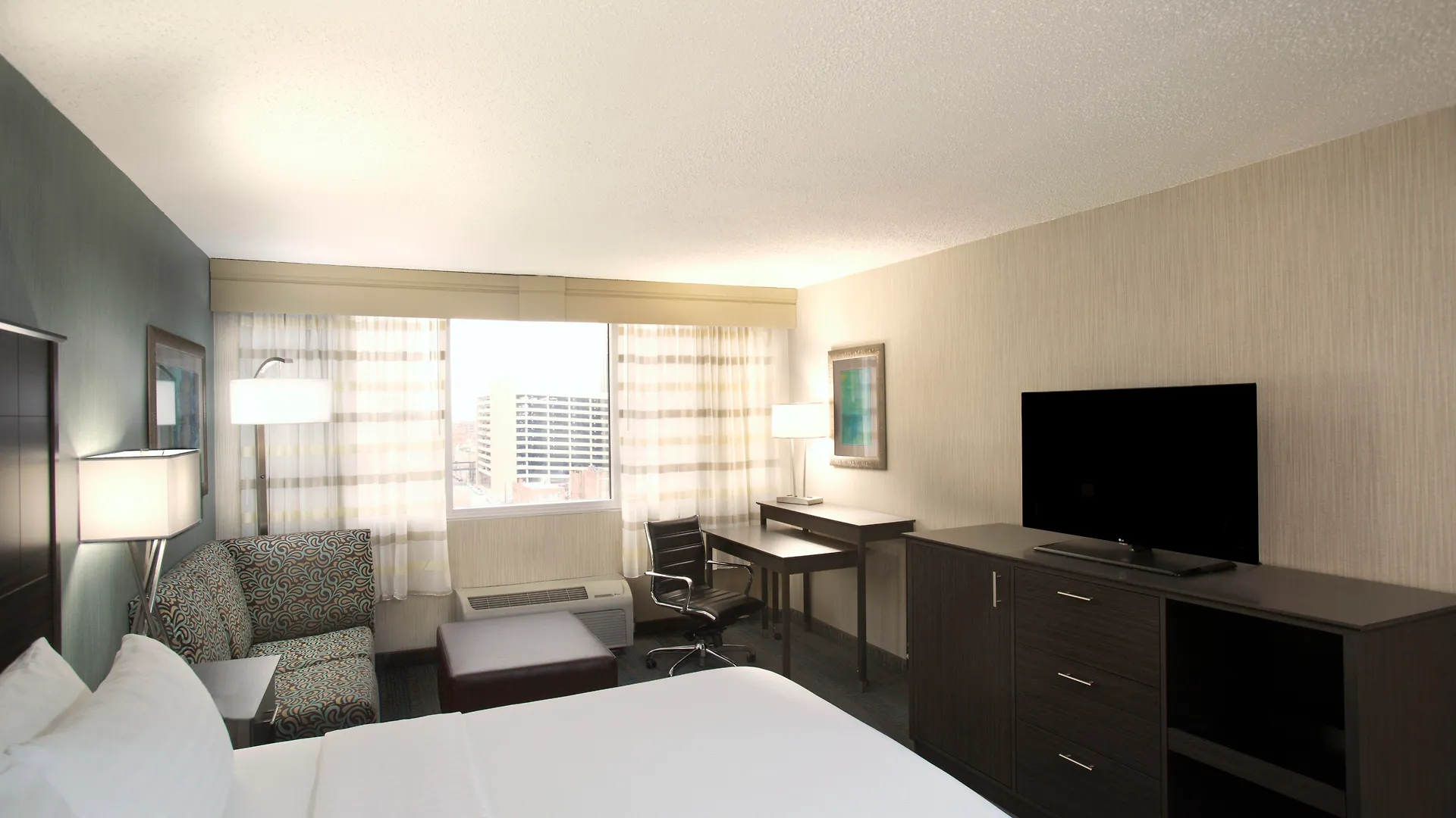 Holiday Inn Columbus Dwtn-Capitol Square By Ihg Hotel